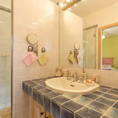 Mas Du Roc Bed & Breakfast Grasse Exterior photo